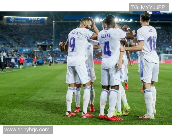 拉斯帕尔马斯与阿拉维斯历史交锋比分回顾与分析